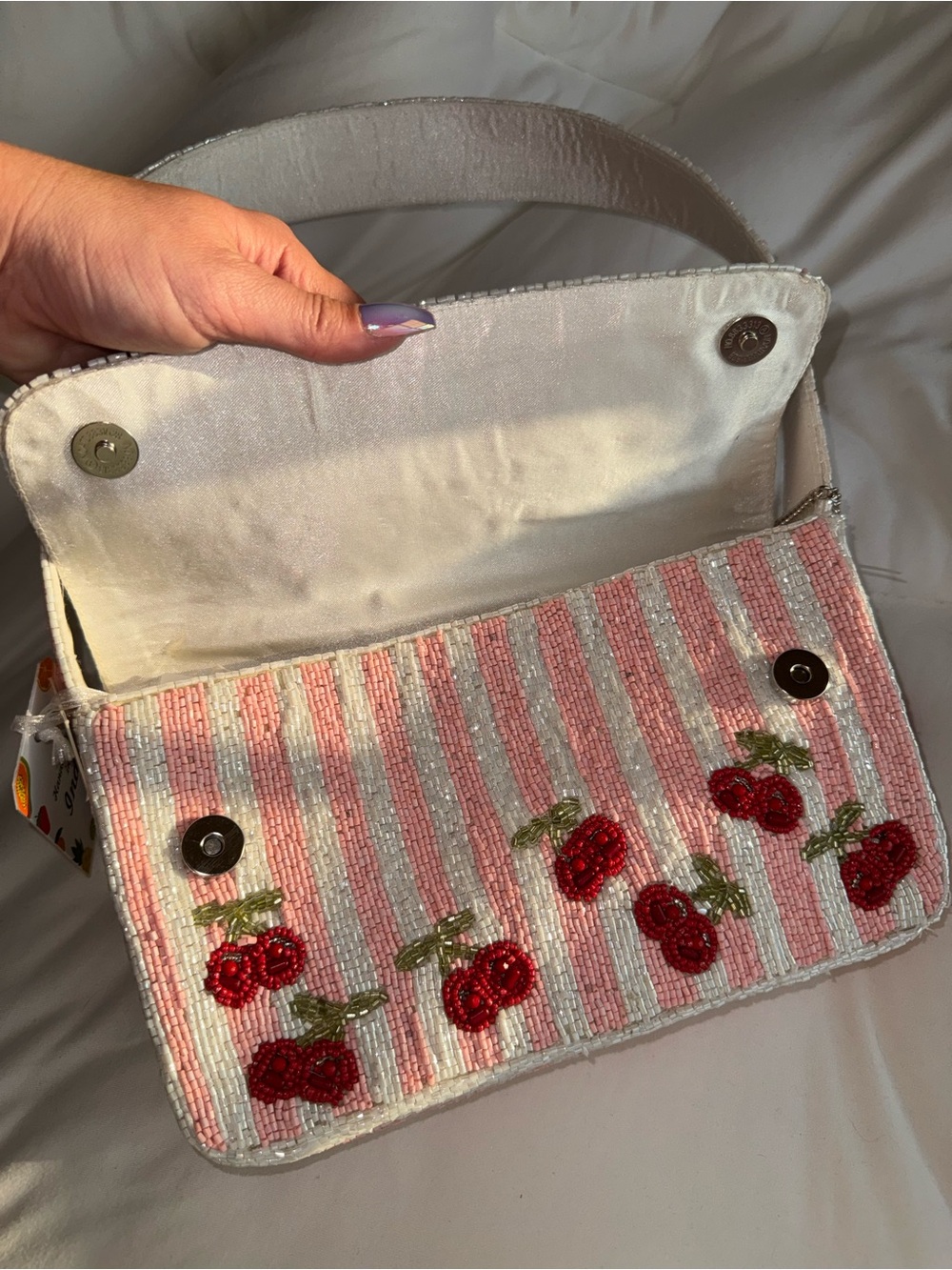 Cherry Beaded Shoulder Bag Handmade in India New With Tags - Picture 5 of 10